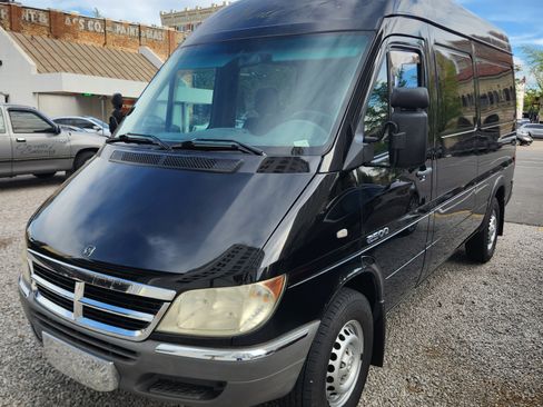 Used 2004 Dodge Sprinter 2500 w/ PWR Convenience Group image 1