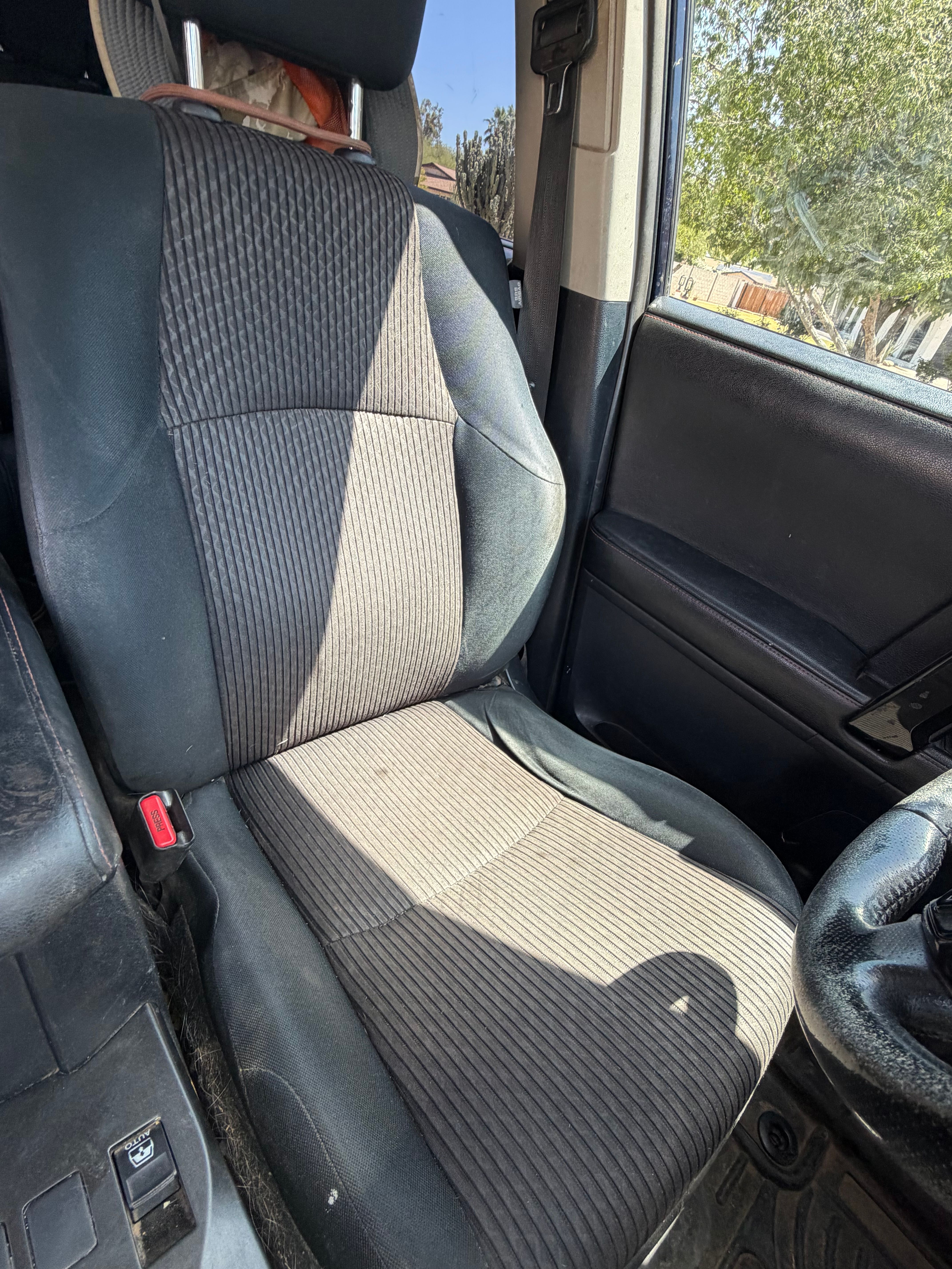 Used 2014 Toyota 4Runner Trail AWD/4WD image 7