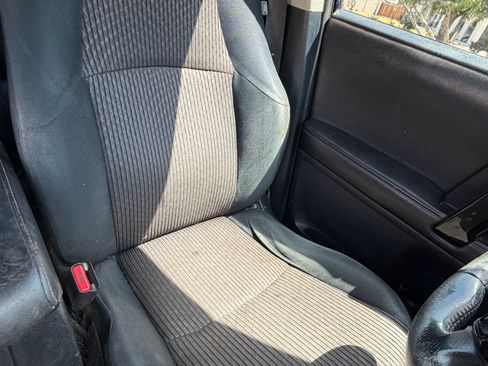 Used 2014 Toyota 4Runner Trail AWD/4WD image 7