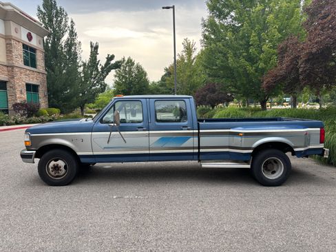 Used 1994 Ford F350 2WD Crew Cab image 2