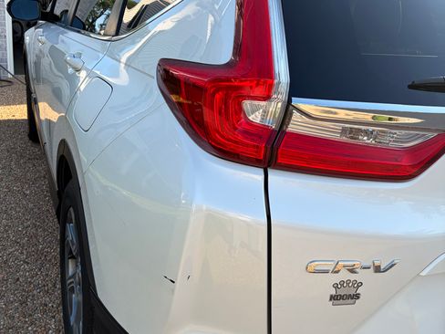 Used 2017 Honda CR-V EX-L image 2