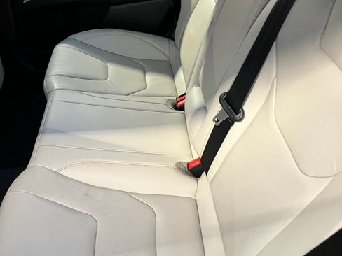 Used 2017 Ford Fusion Titanium image 11