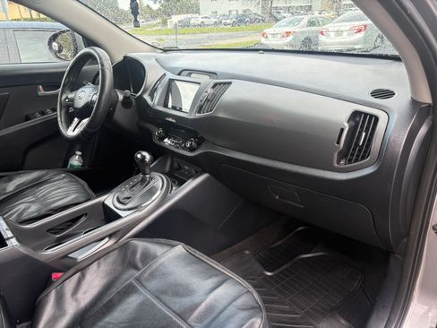 Used 2012 Kia Sportage EX w/ EX Premium Pkg image 16