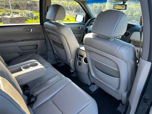 Used 2010 Honda Pilot EX-L image 15