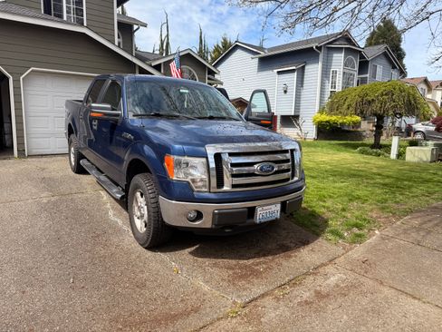 Used 2011 Ford F150 XLT w/ XLT Convenience Pkg AWD/4WD image 12
