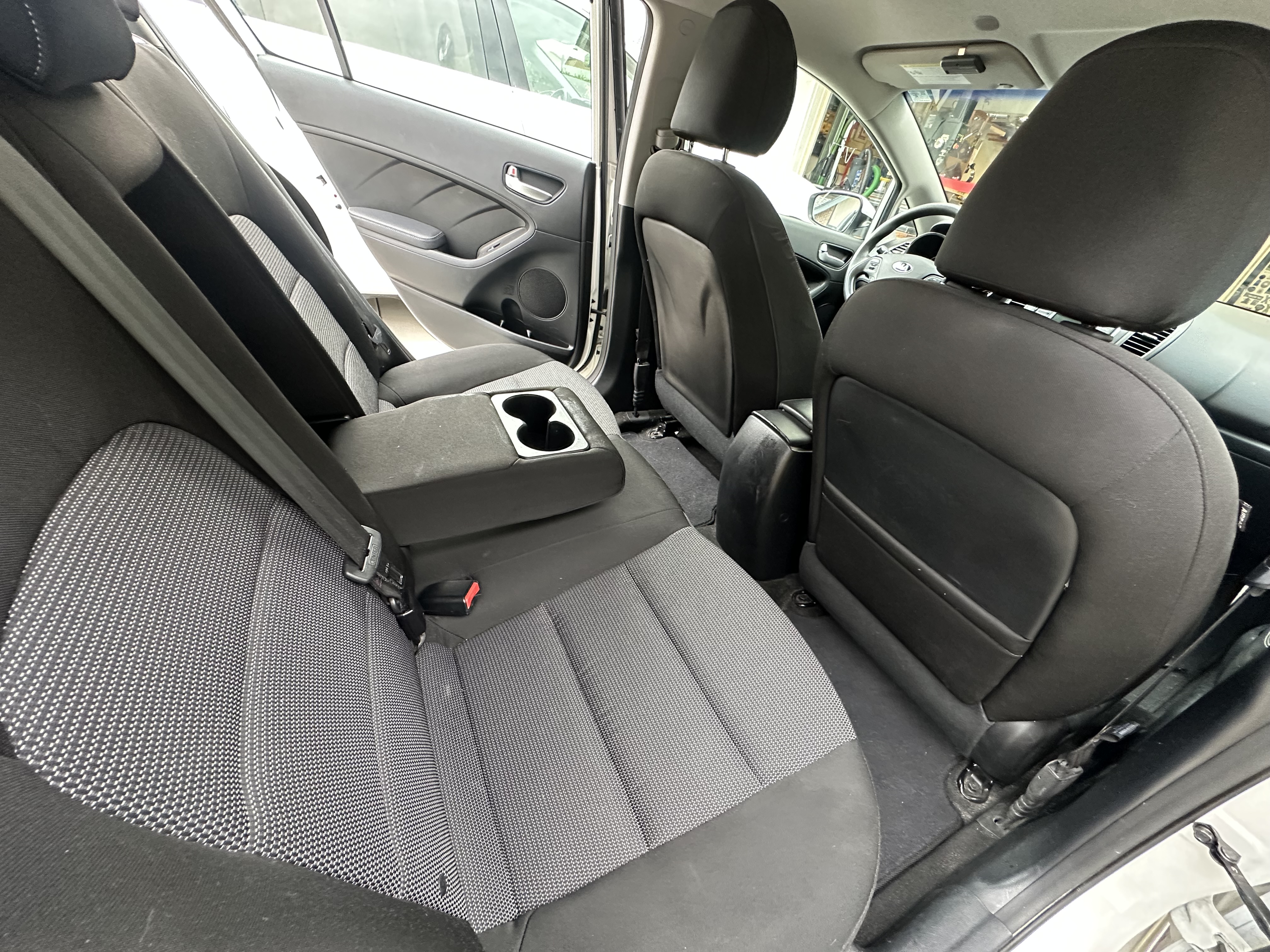 Used 2017 Kia Forte LX FWD image 11