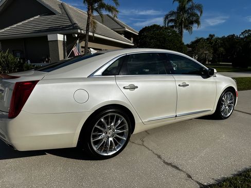 Used 2014 Cadillac XTS Platinum image 6