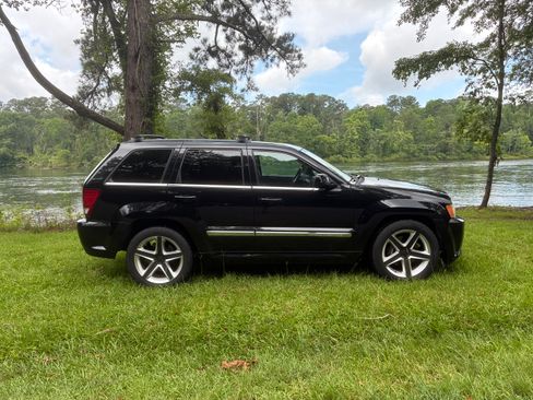 Used 2007 Jeep Grand Cherokee SRT8 w/ SRT Option Group I image 12