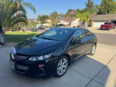 Used 2018 Chevrolet Volt Premier w/ Driver Confidence Package