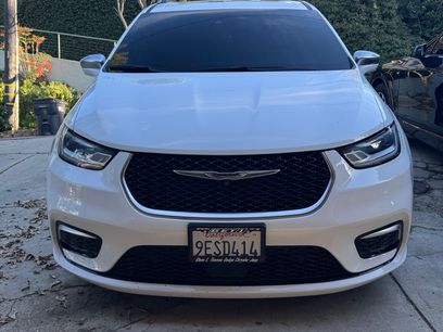 Used 2022 Chrysler Pacifica Pinnacle