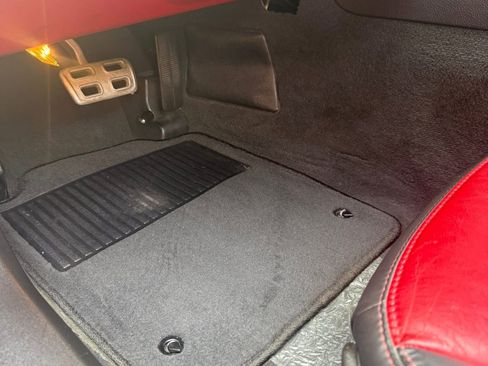 Used 2011 Chevrolet Corvette Grand Sport w/ Preferred Equipment Group image 11