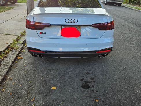 Used 2021 Audi S4 Premium Plus w/ Premium Plus Package image 4