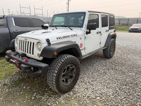 Used 2017 Jeep Wrangler Unlimited Rubicon AWD/4WD image 1