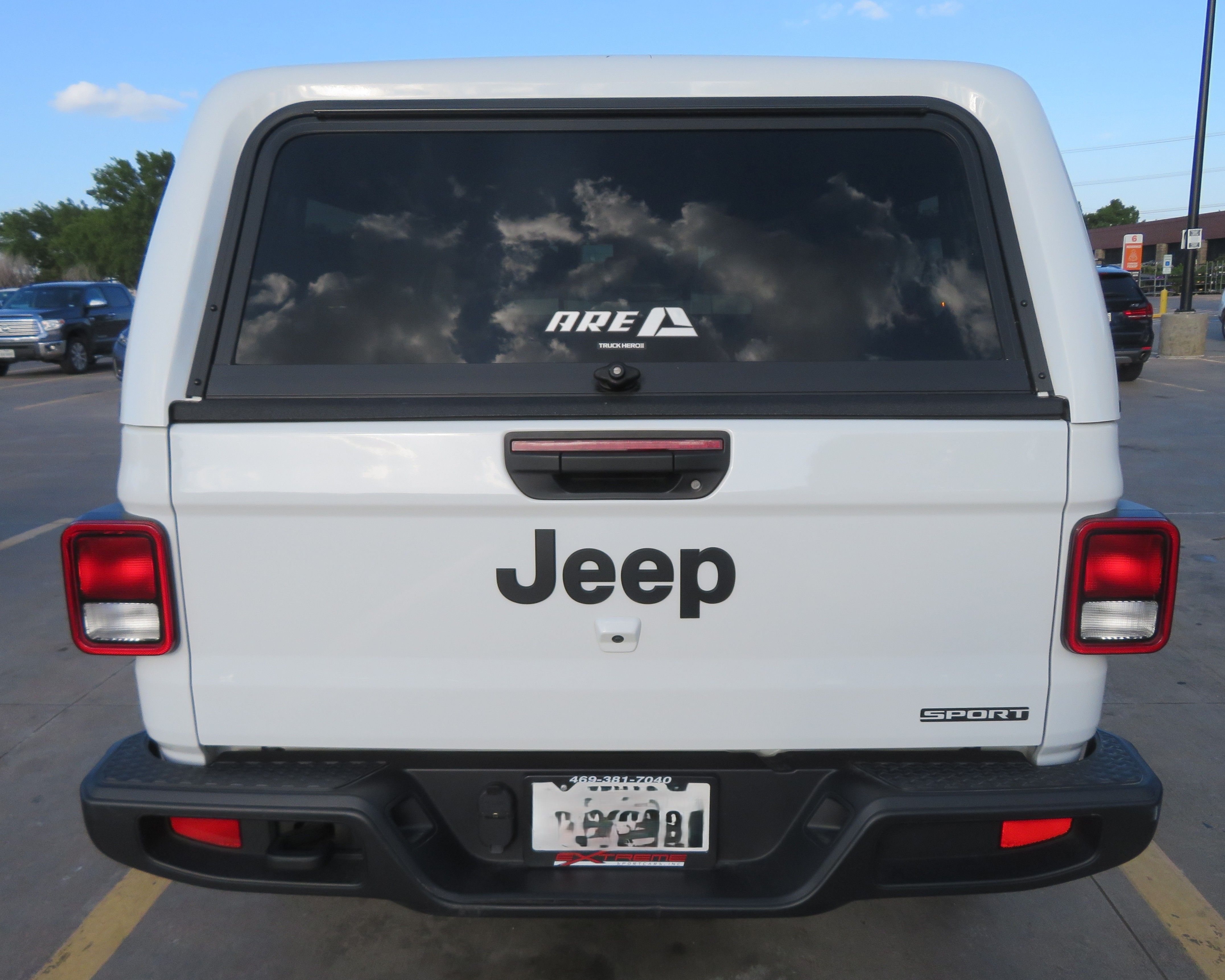 Used 2020 Jeep Gladiator Sport w/ Quick Order Package 24S AWD/4WD image 5