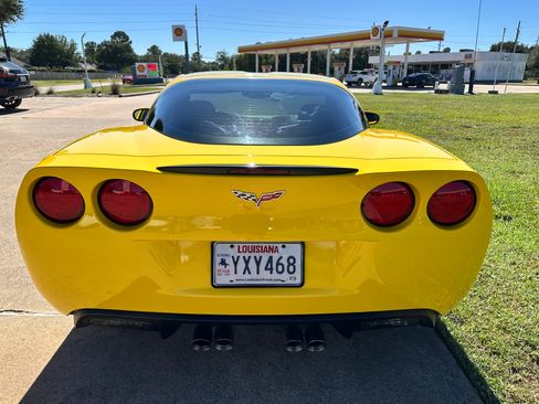 Used 2013 Chevrolet Corvette Coupe w/ 3LT Preferred Equipment Group image 5