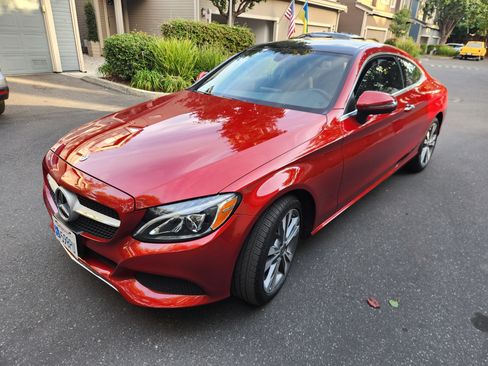 Used 2018 Mercedes-Benz C 300 Coupe image 5