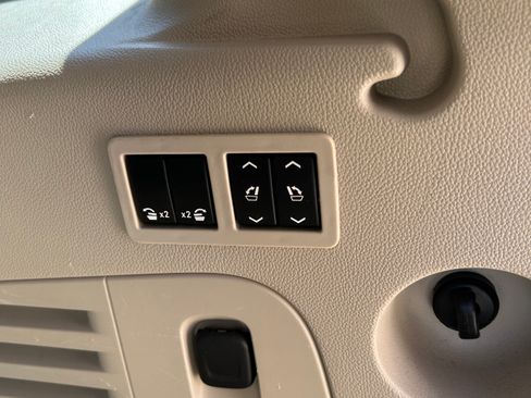 Used 2016 GMC Yukon XL Denali w/ Open Road Package image 10