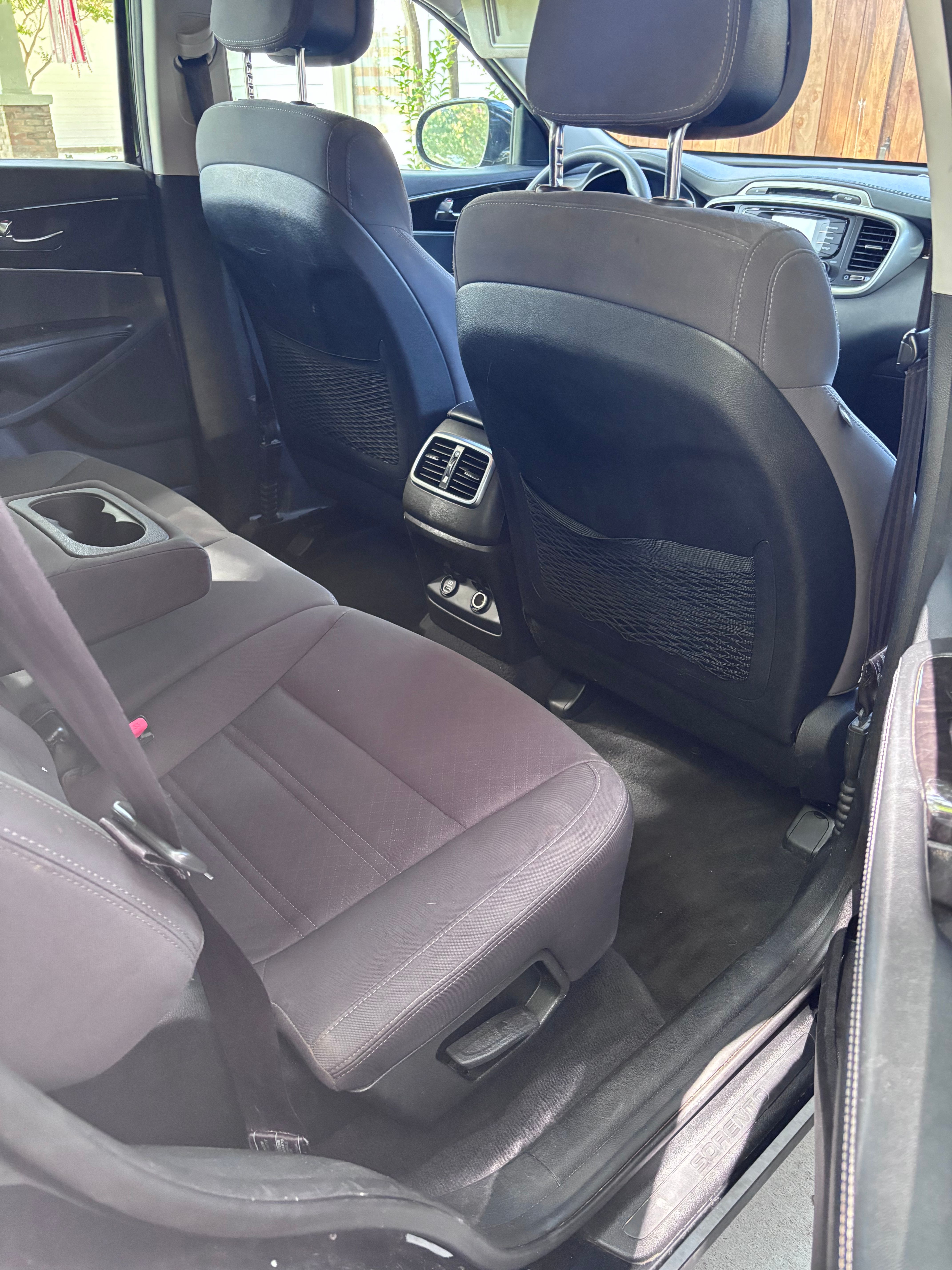 Used 2016 Kia Sorento AWD image 9