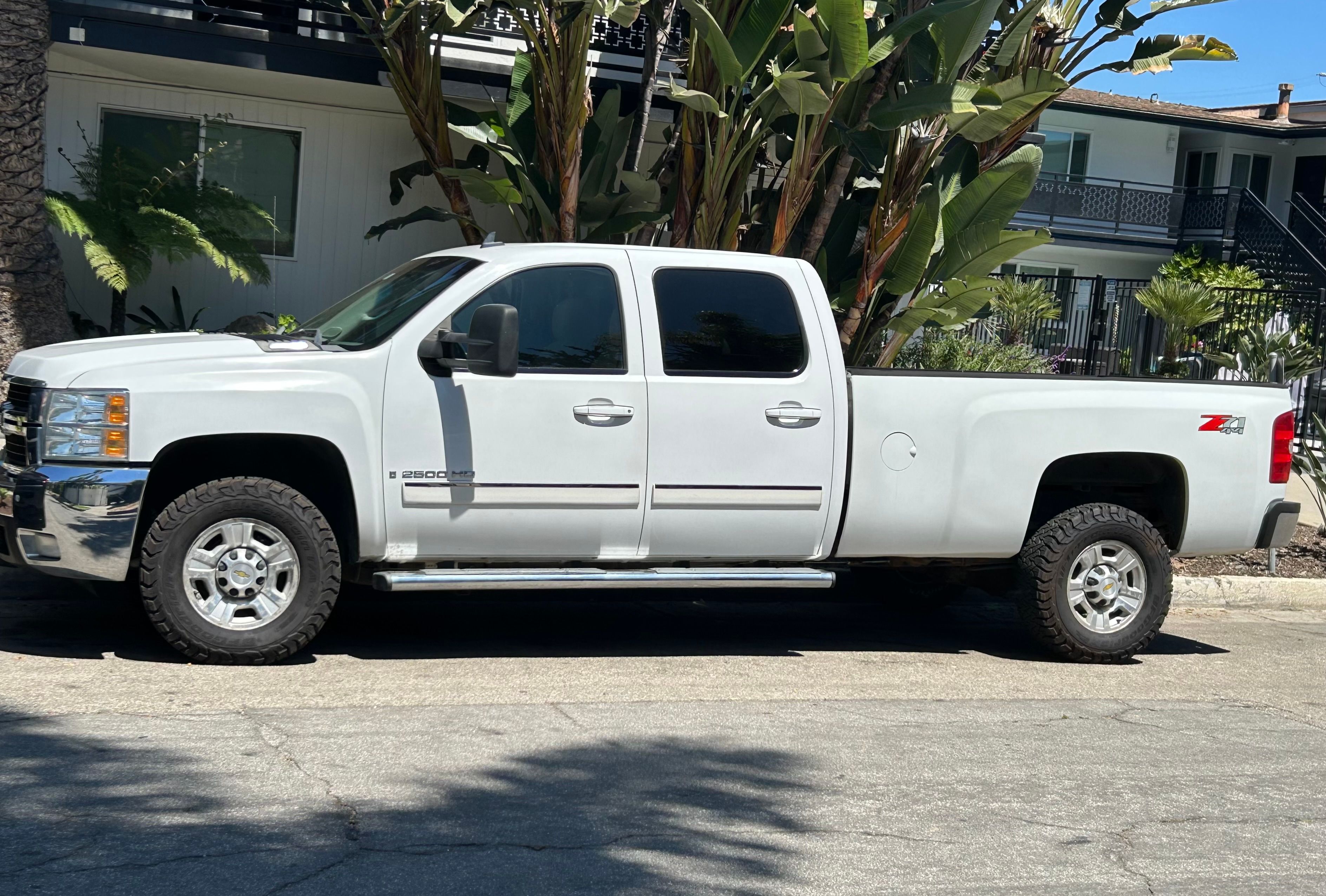 Used 2007 Chevrolet Silverado 2500 LTZ w/ Safety Package AWD/4WD image 1