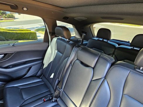 Used 2019 Audi Q7 3.0T Prestige w/ Prestige Package image 27