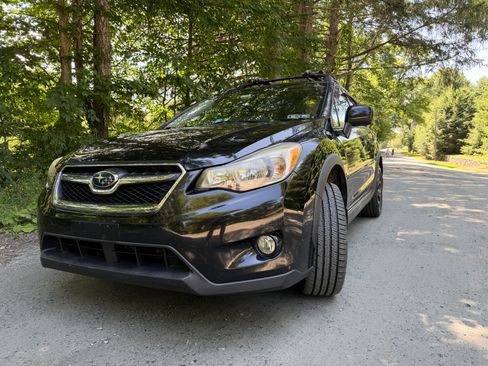 Used 2014 Subaru Crosstrek 2.0i Limited w/ Popular Package #1 AWD/4WD image 10