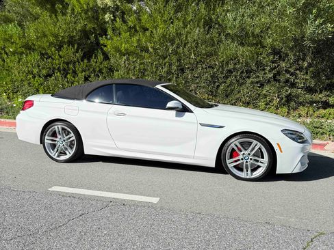Used 2016 BMW 650i Convertible image 12