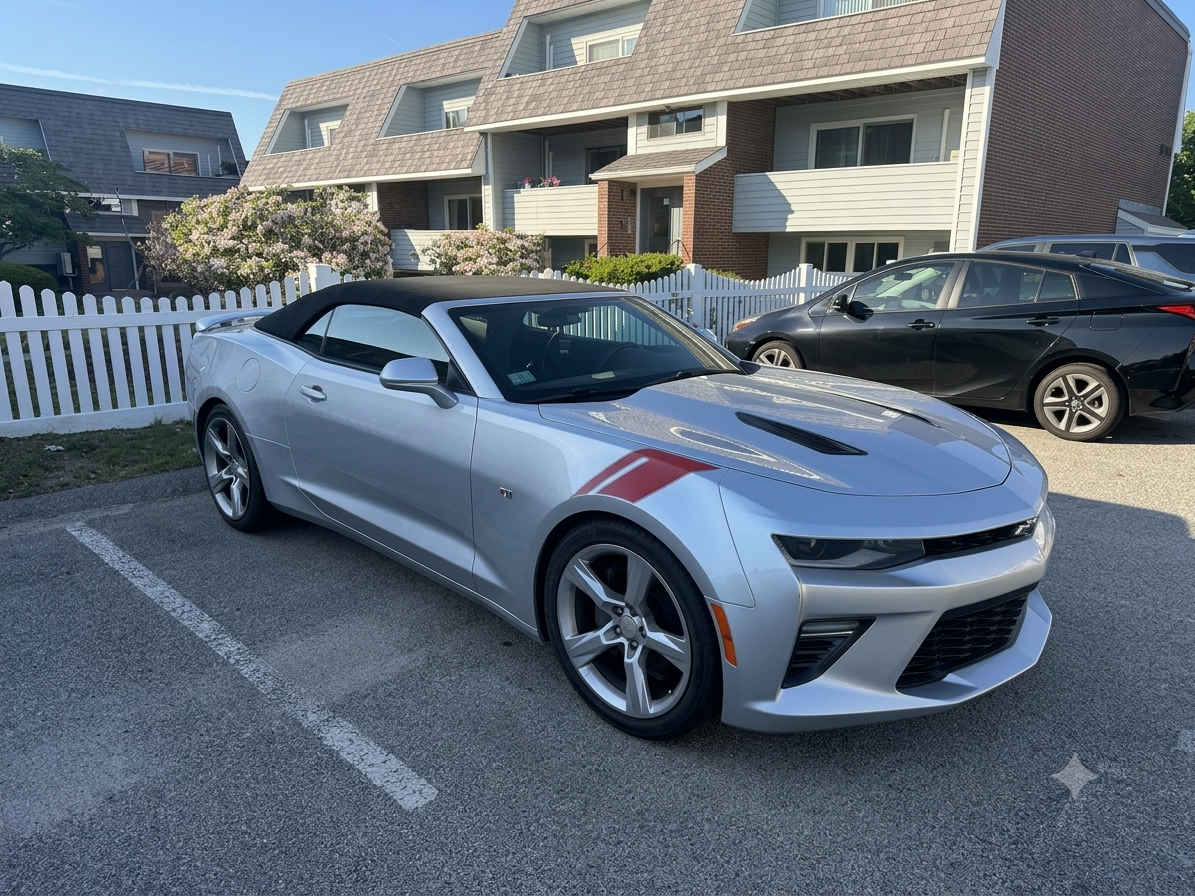 Used 2017 Chevrolet Camaro SS RWD image 2