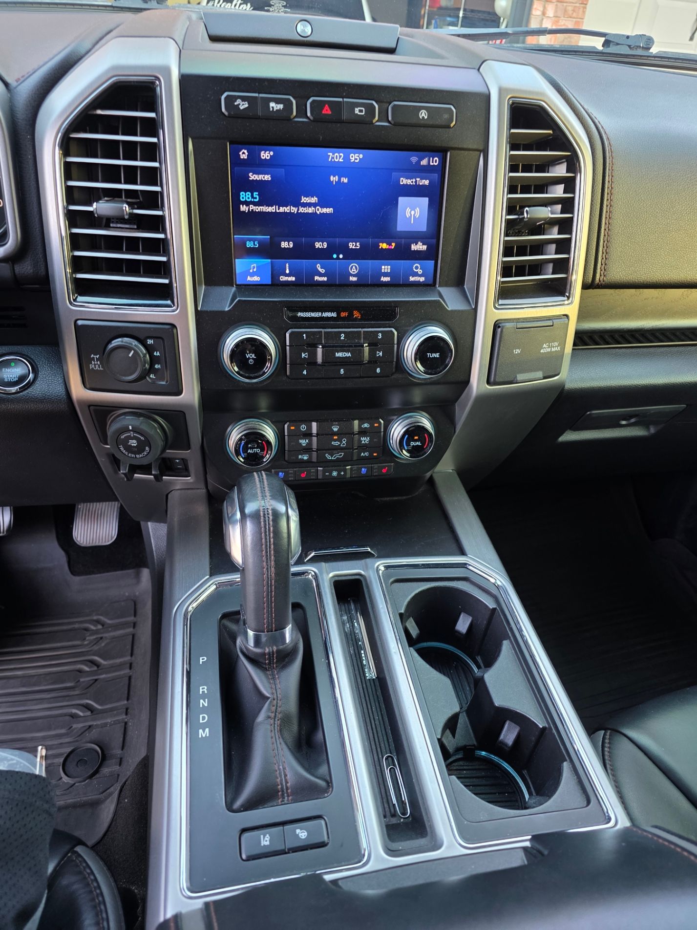 Used 2019 Ford F150 Platinum w/ Equipment Group 701A Luxury AWD/4WD image 5