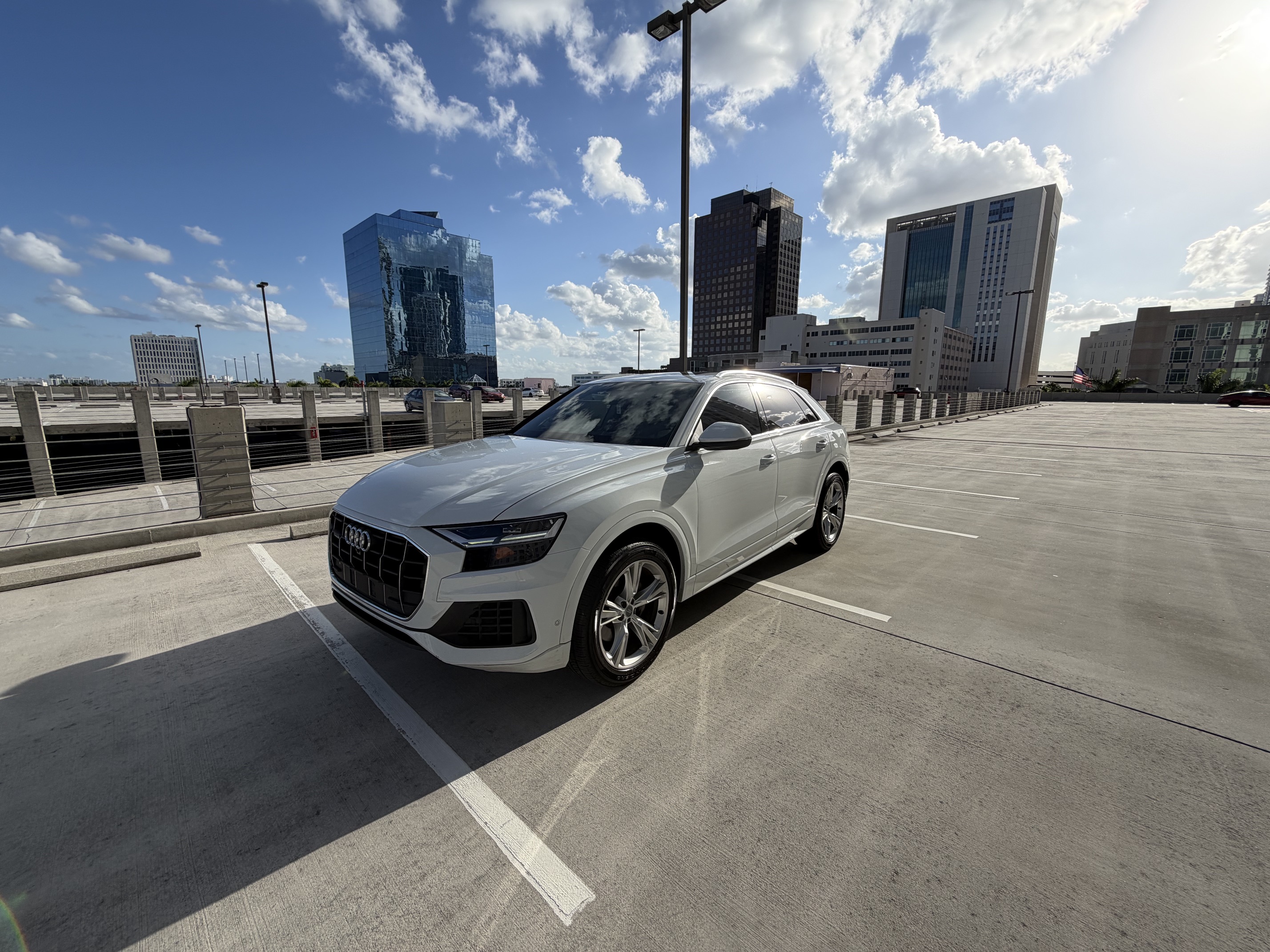 Used 2019 Audi Q8 Premium Plus w/ Premium Plus AWD/4WD image 8