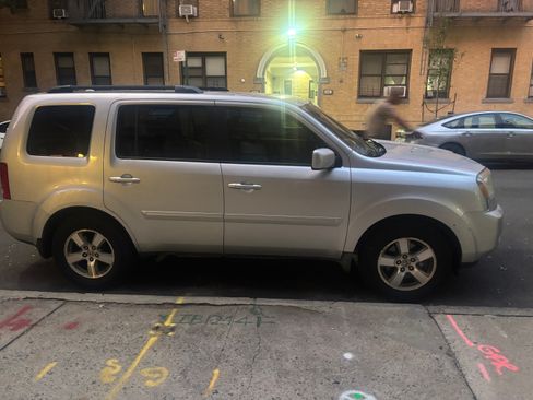 Used 2009 Honda Pilot EX image 6