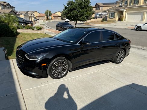 Used 2022 Hyundai Sonata Limited image 1