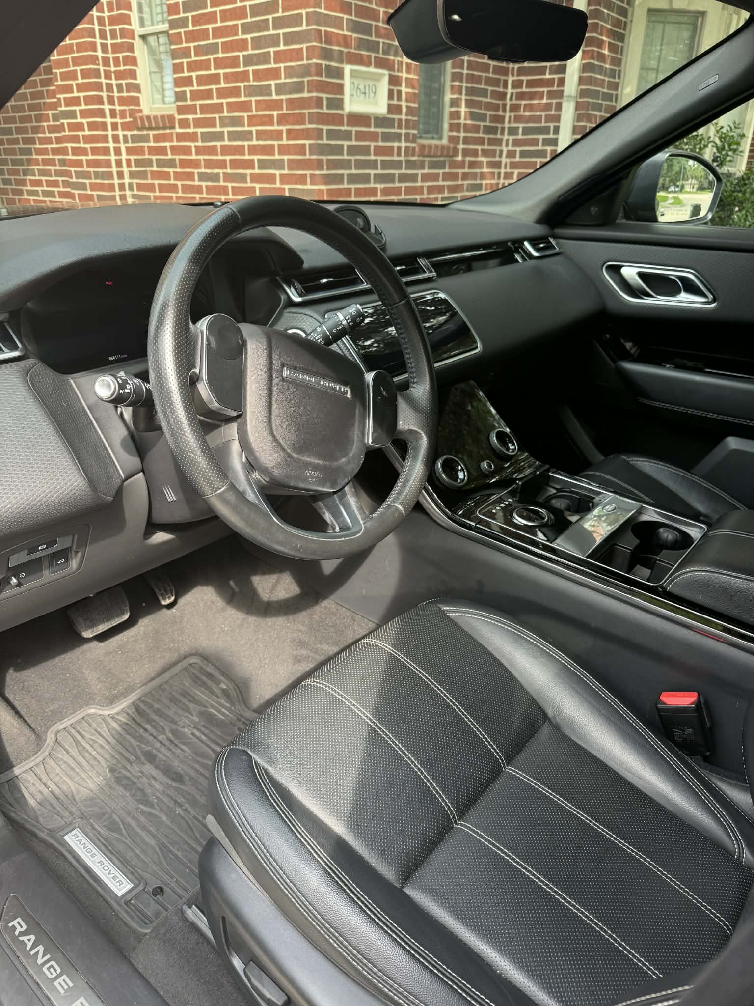 Used 2019 Land Rover Range Rover Velar S AWD/4WD image 9