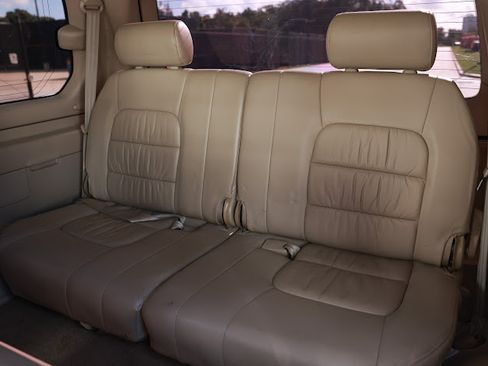 Used 2000 Lexus LX 470 4WD image 24