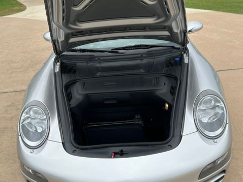 Used 2006 Porsche 911 Carrera S RWD image 27