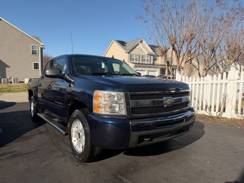 Used 2010 Chevrolet Silverado 1500 LT w/ Power Pack Plus image 1