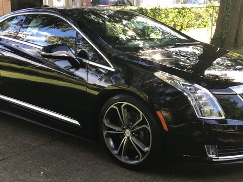 Used 2016 Cadillac ELR w/ Performance Package image 8