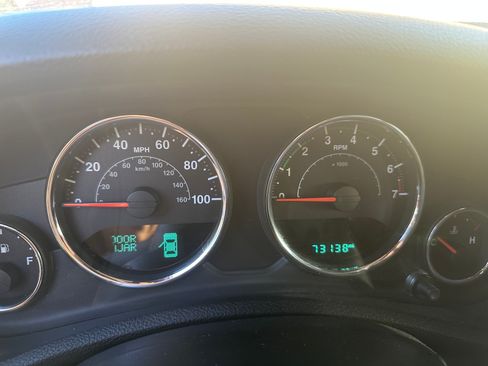 Used 2016 Jeep Wrangler Unlimited Sport image 11