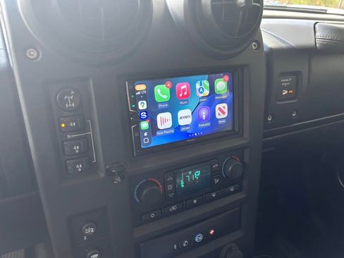 Used 2007 HUMMER H2 image 10