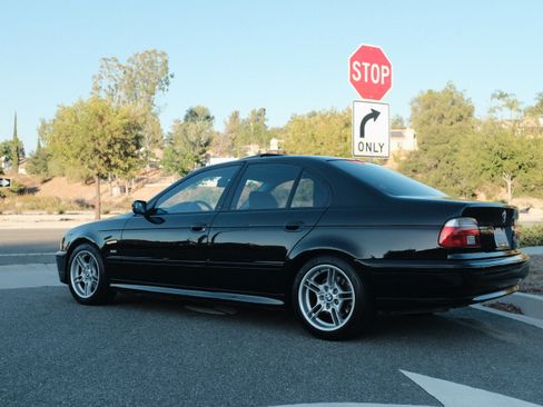 Used 2002 BMW 540i Sedan image 12