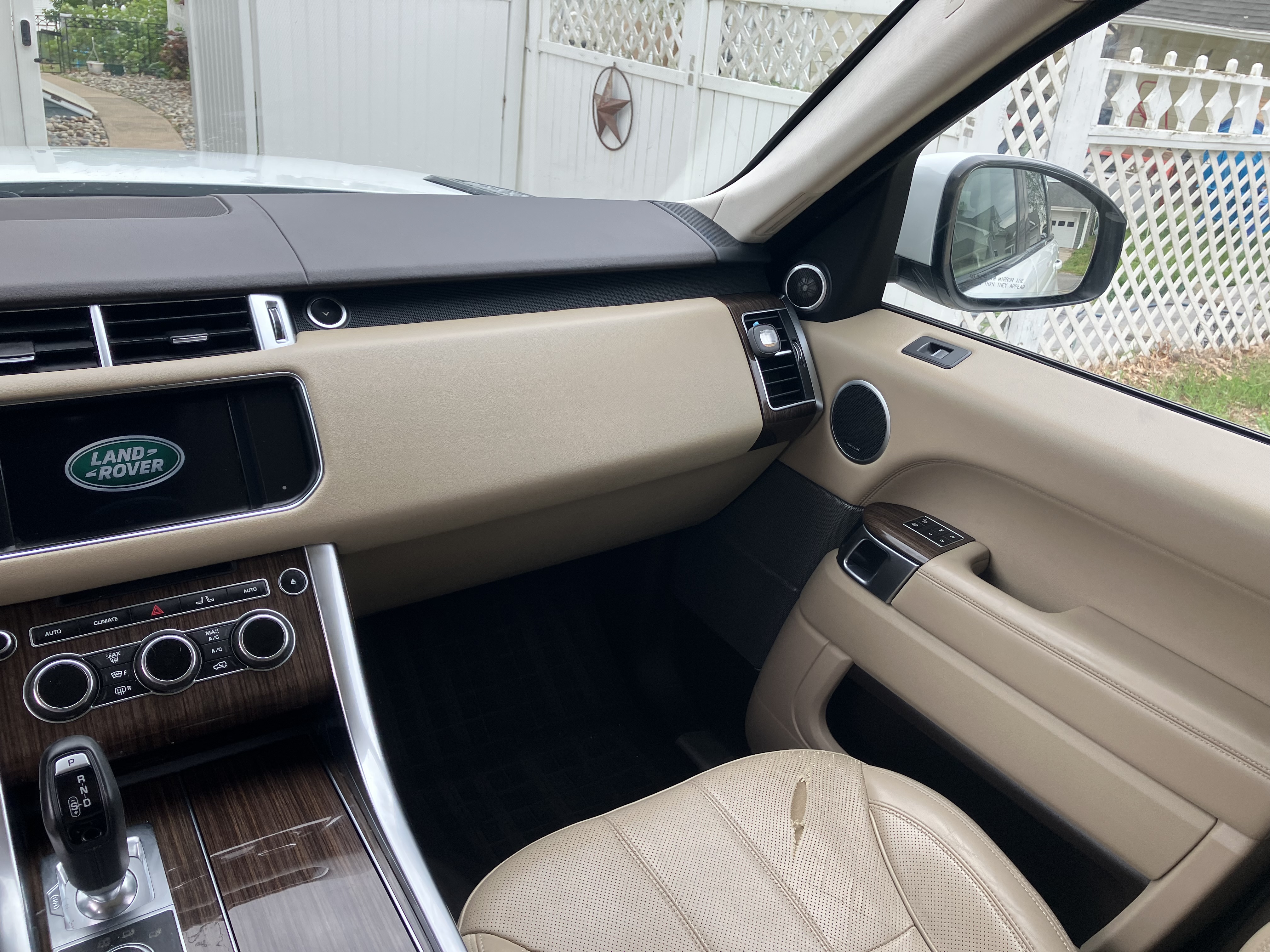 Used 2015 Land Rover Range Rover Sport HSE AWD/4WD image 6