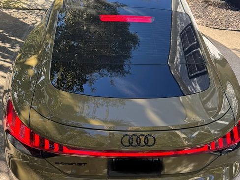 Used 2023 Audi e-tron GT Prestige w/ Prestige Package image 17