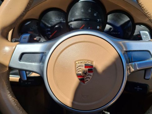 Used 2013 Porsche 911 Carrera 4 image 13