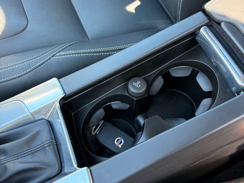 Used 2018 Volvo S60 T5 Dynamic w/ Protection Package image 22