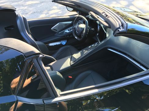 Used 2024 Chevrolet Corvette Z06 image 18