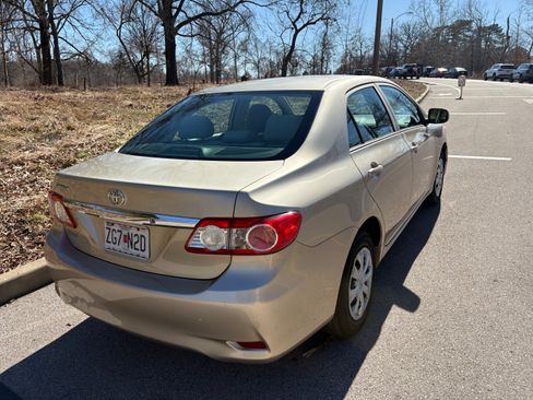 Used 2013 Toyota Corolla L image 5