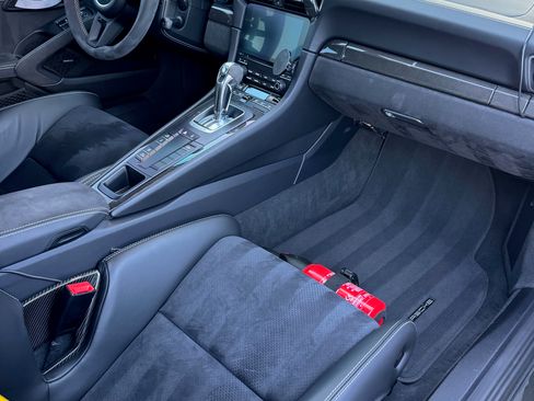 Used 2019 Porsche 911 GT3 RS image 24