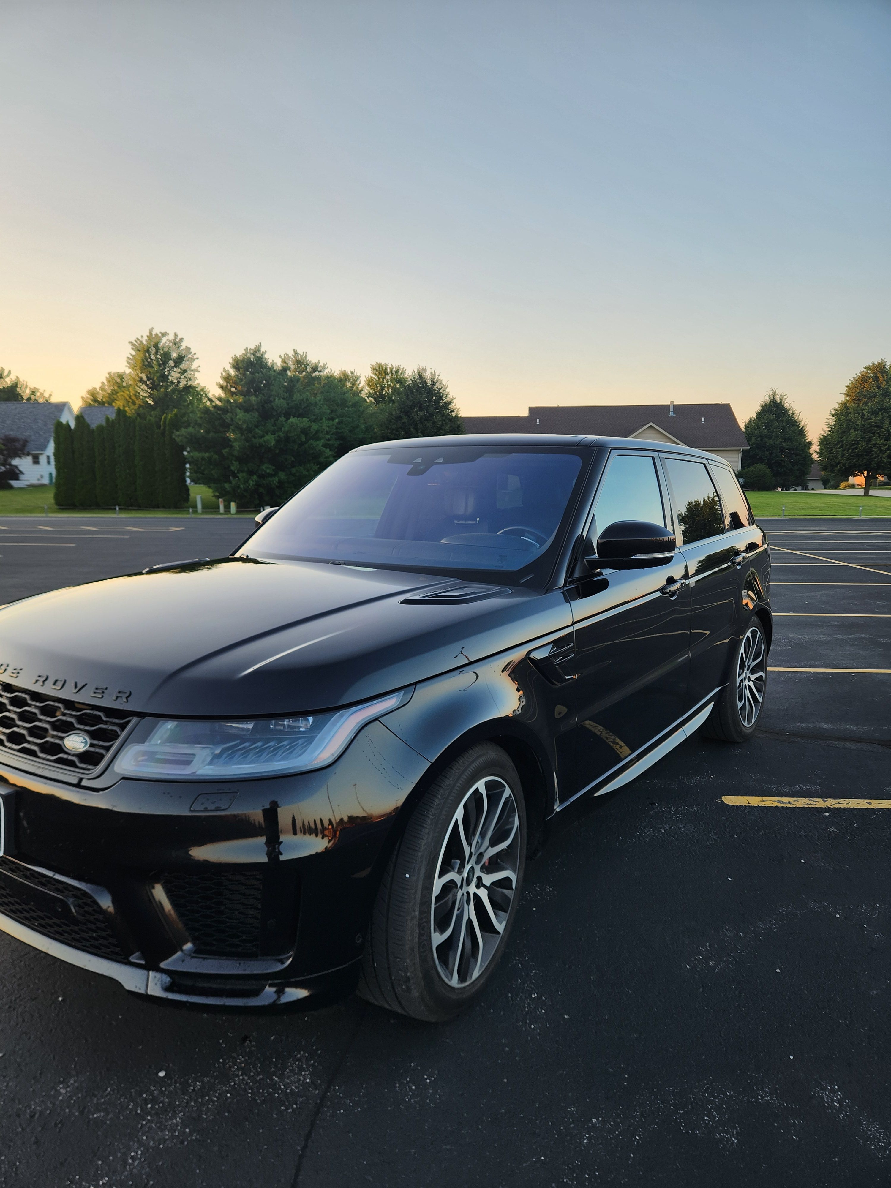 Used 2019 Land Rover Range Rover Sport HSE Dynamic AWD/4WD image 1