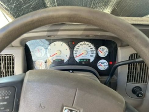 Used 2004 Dodge Ram 3500 Truck SLT w/ Trailer Tow Group image 6