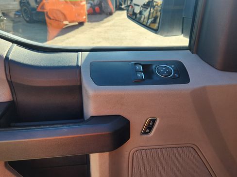 Used 2018 Ford F150 XL w/ Equipment Group 101A Mid image 10