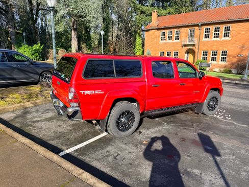 Used 2013 Toyota Tacoma 4x4 Double Cab w/ TRD Off-Road Pkg image 17